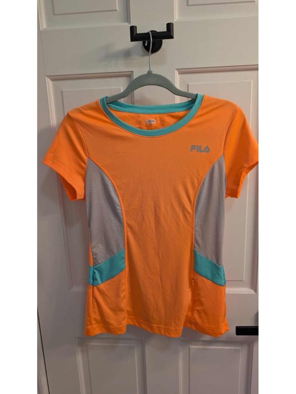 FILA Women's Athletic T-Shirt Orange and Gray with Blue Trim Size Small